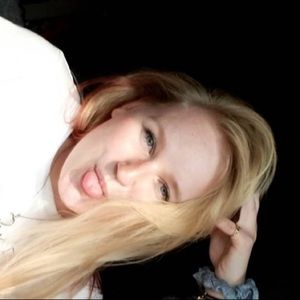 Meet your Posher, Sabrina